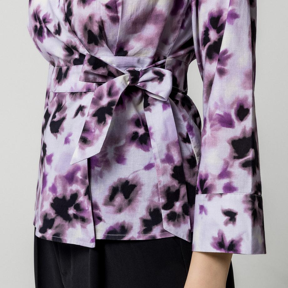 Manor Woman Bluse mit Blumenmuster und Wickeldesign  