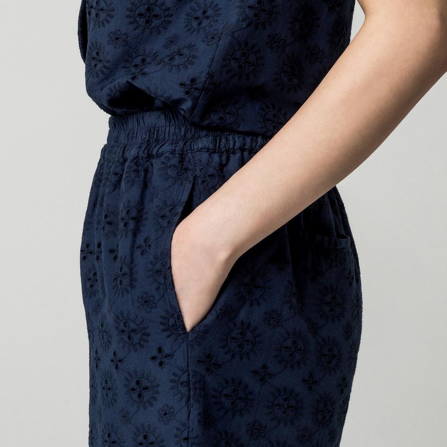 Manor Woman Short Ricamati a Occhielli  