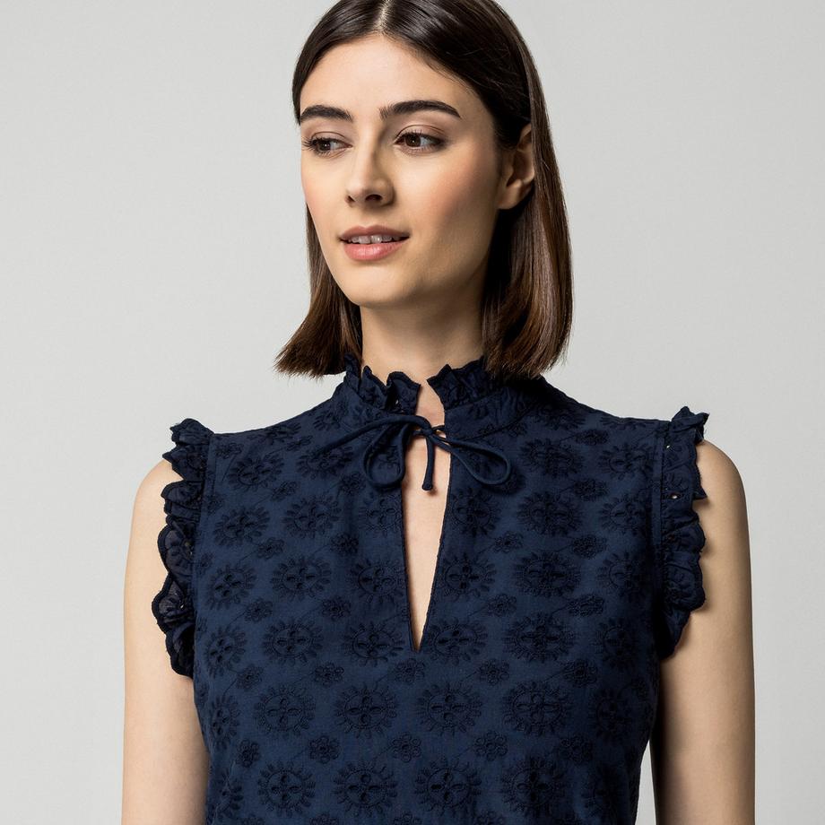 Manor Woman Robe courte décontractée brodée  