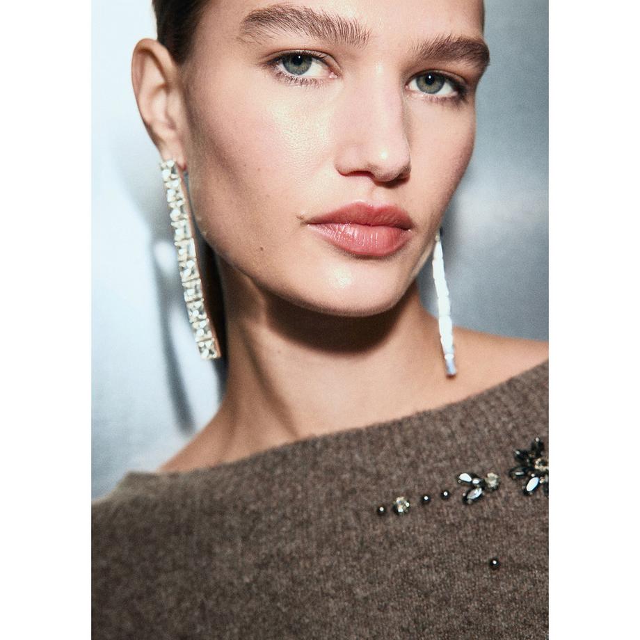 MANGO Garra Pullover mit Kristallsteinen  