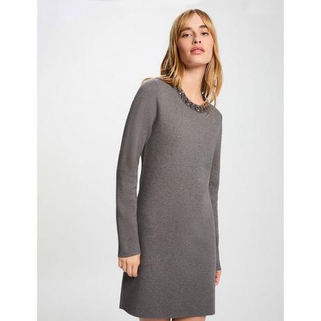 MORGAN Langarm Mini Strickkleid mit verziertem Ausschnitt  