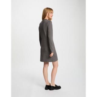 MORGAN Langarm Mini Strickkleid mit verziertem Ausschnitt  