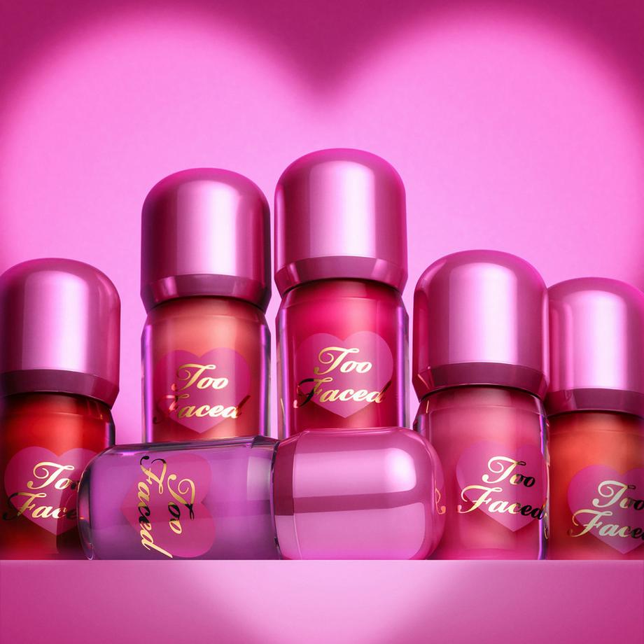 Too Faced  Love Flush Blush - Flüssiger, strahlender Blush 
