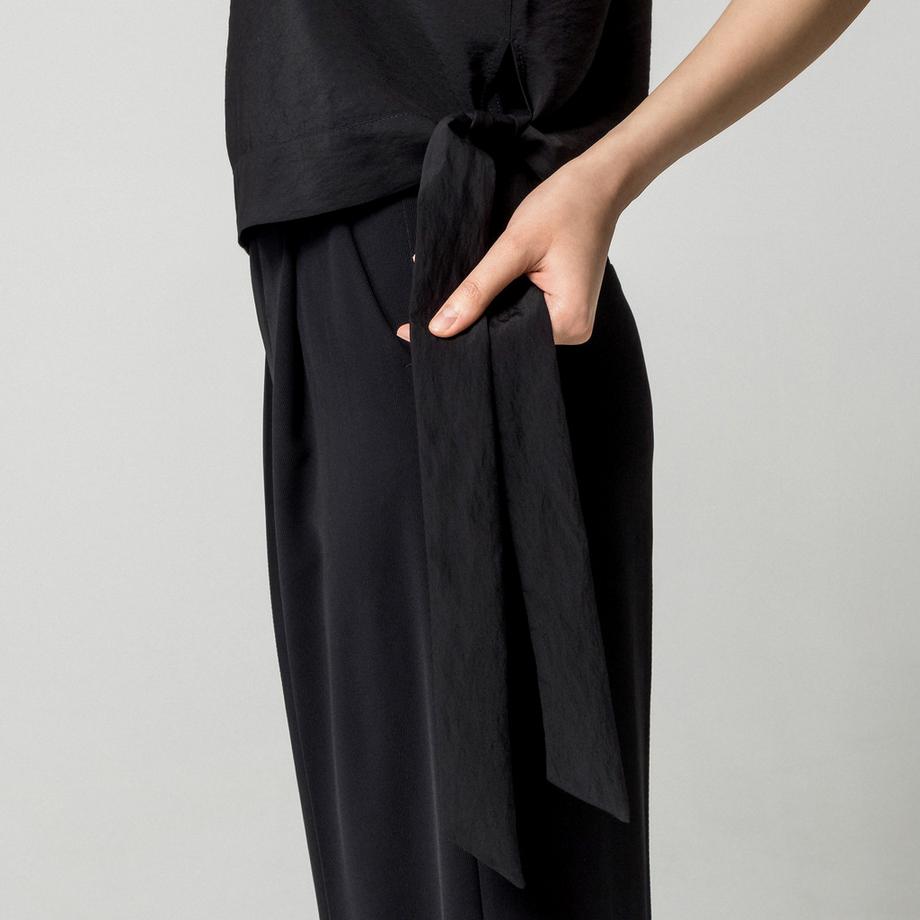 Marella MLSUMICO Top sans manches avec détail à nouer sur le côté  