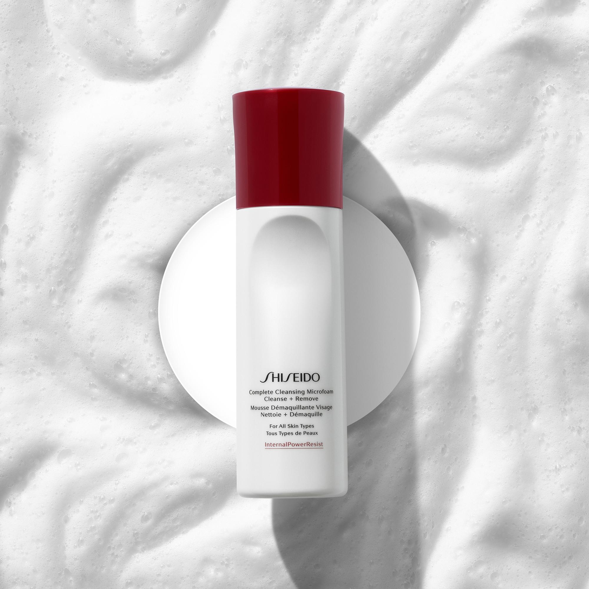 SHISEIDO  Complete Cleansing Microfoam Cleanse + Remove 
