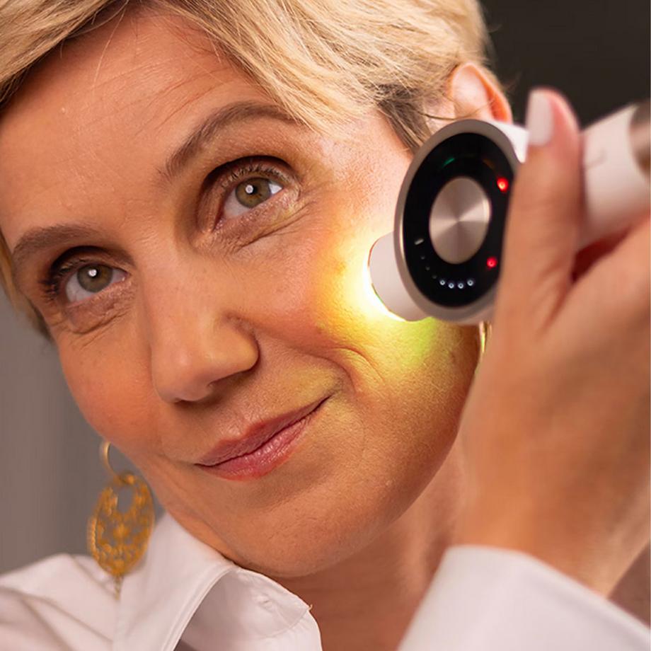 Lightinderm  Spotless Serum - Serum-Kapseln gegen Pigmentflecken mit Niacinamid & Vitamin C 