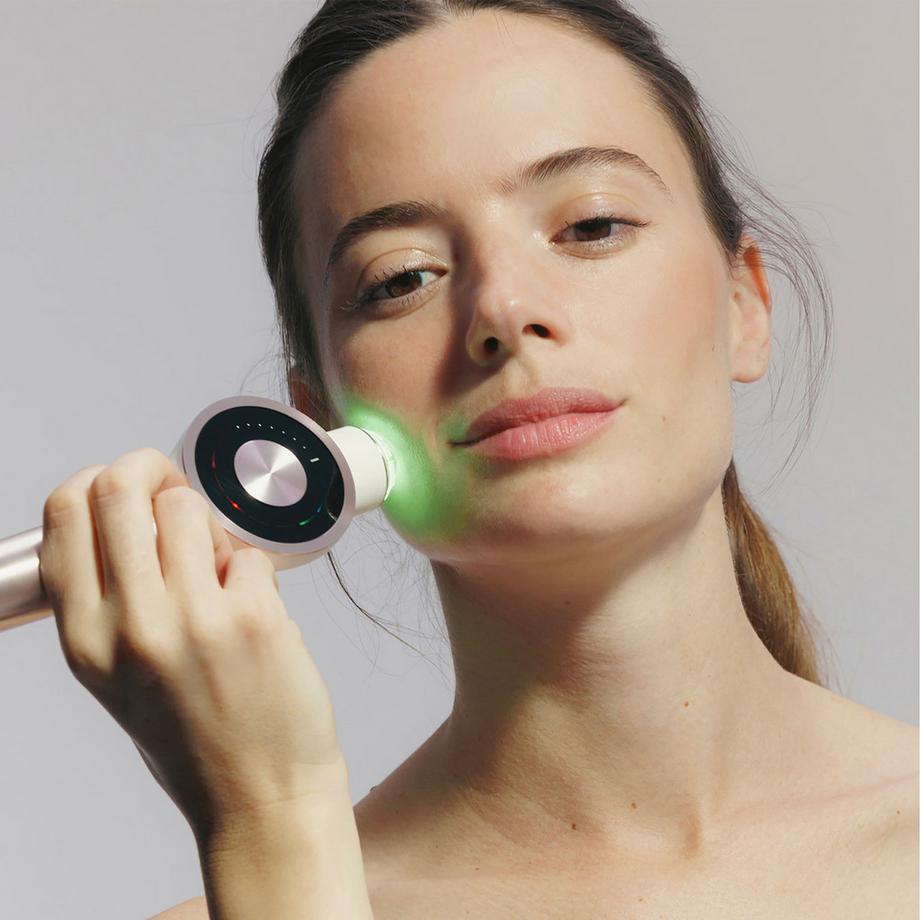 Lightinderm  Redness Refill Serum - perfektionierendes Serum mit Niacinamid, HA und Vit. C 