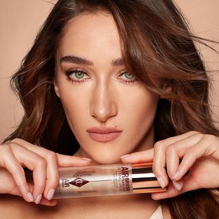 CHARLOTTE TILBURY  Airbrush Flawless Finish Setting Spray - Make-up-Fixierspray 