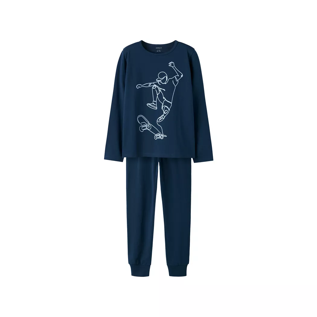 Pyjama NAME IT "NKMNIGHTSET TITAN SKATER NOOS", Jungen, Gr. 158/164, grau (titan), Jersey, Obermaterial: 95% Baumwolle, 5% Elasthan, bedruckt, regular fit normal, Rundhals, Homewear-Sets Pyjama