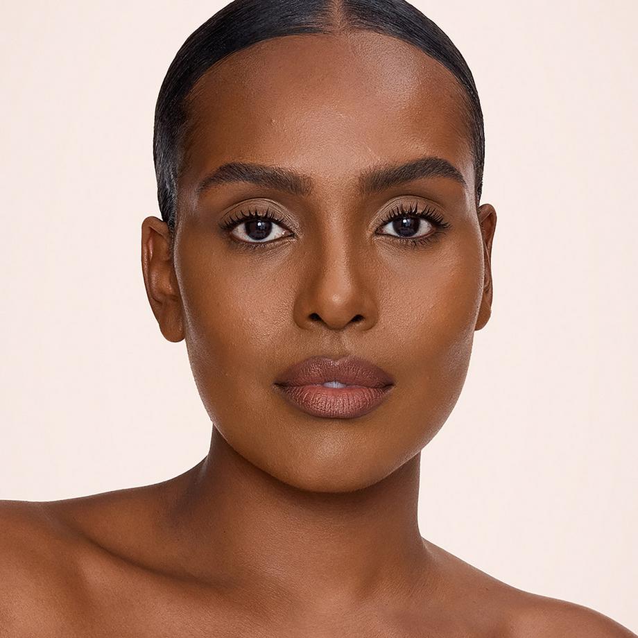 CHARLOTTE TILBURY  Airbrush Flawless Blur Concealer - Concealer, feuchtigkeitsspendend, langer Halt 