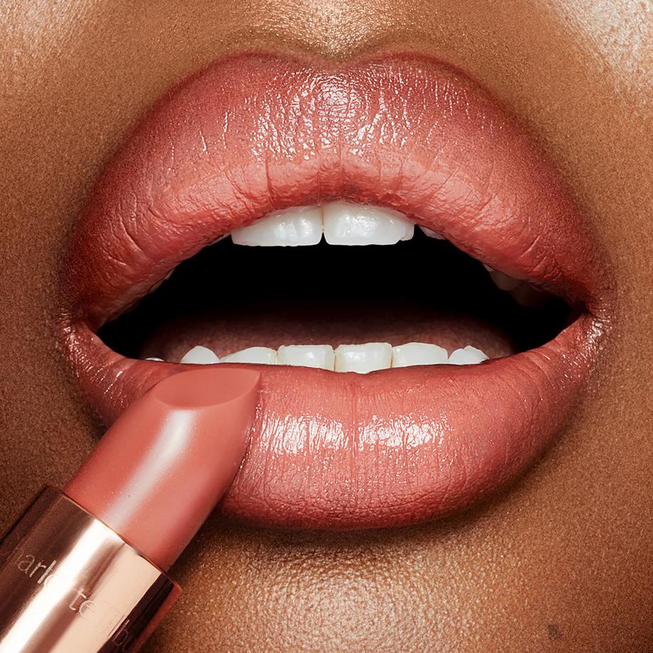 CHARLOTTE TILBURY  K.I.S.S.I.N.G - Lippenstift 