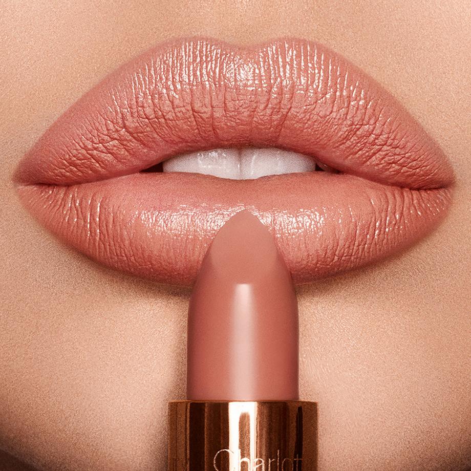CHARLOTTE TILBURY  K.I.S.S.I.N.G - Lippenstift 