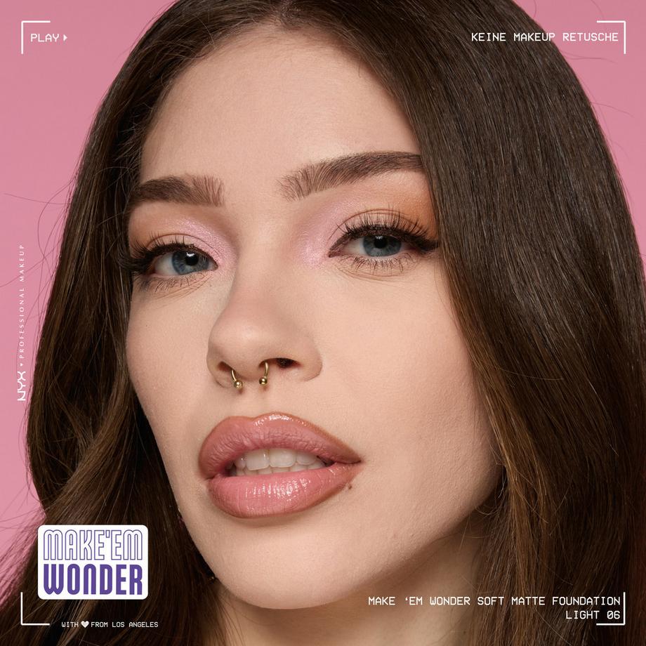 NYX-PROFESSIONAL-MAKEUP  Make 'EM Wonder Foundation  