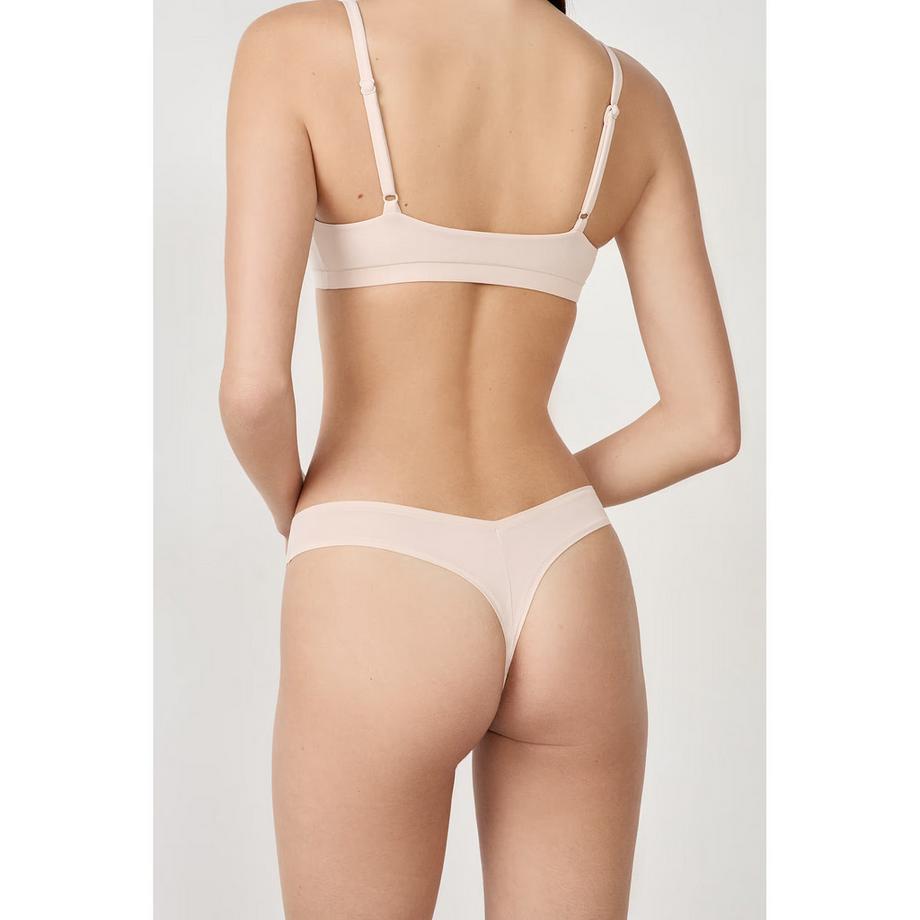 Etam Tanga  