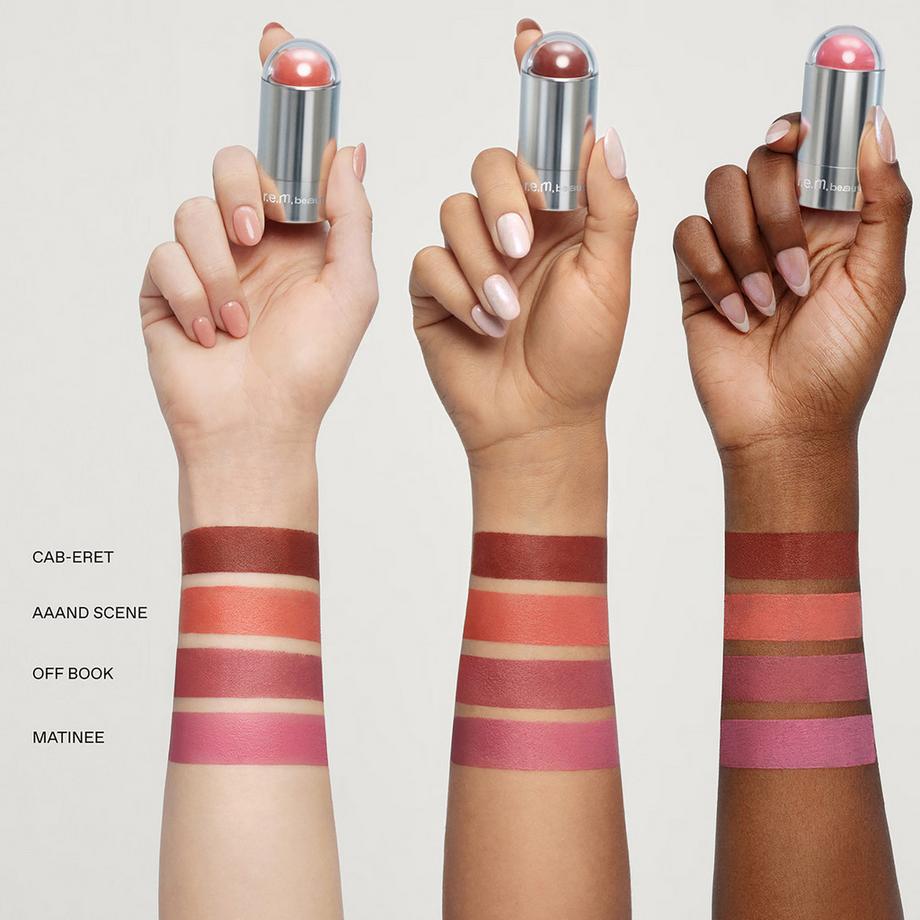 r.e.m.beauty  ECLIPSE BLUSH & LIPSTICK -BROA 