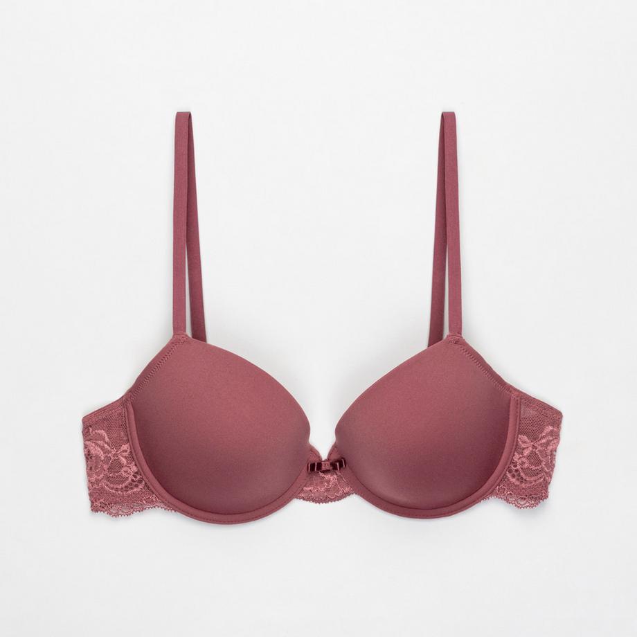 Soutien-gorge avec armatures, rembourré