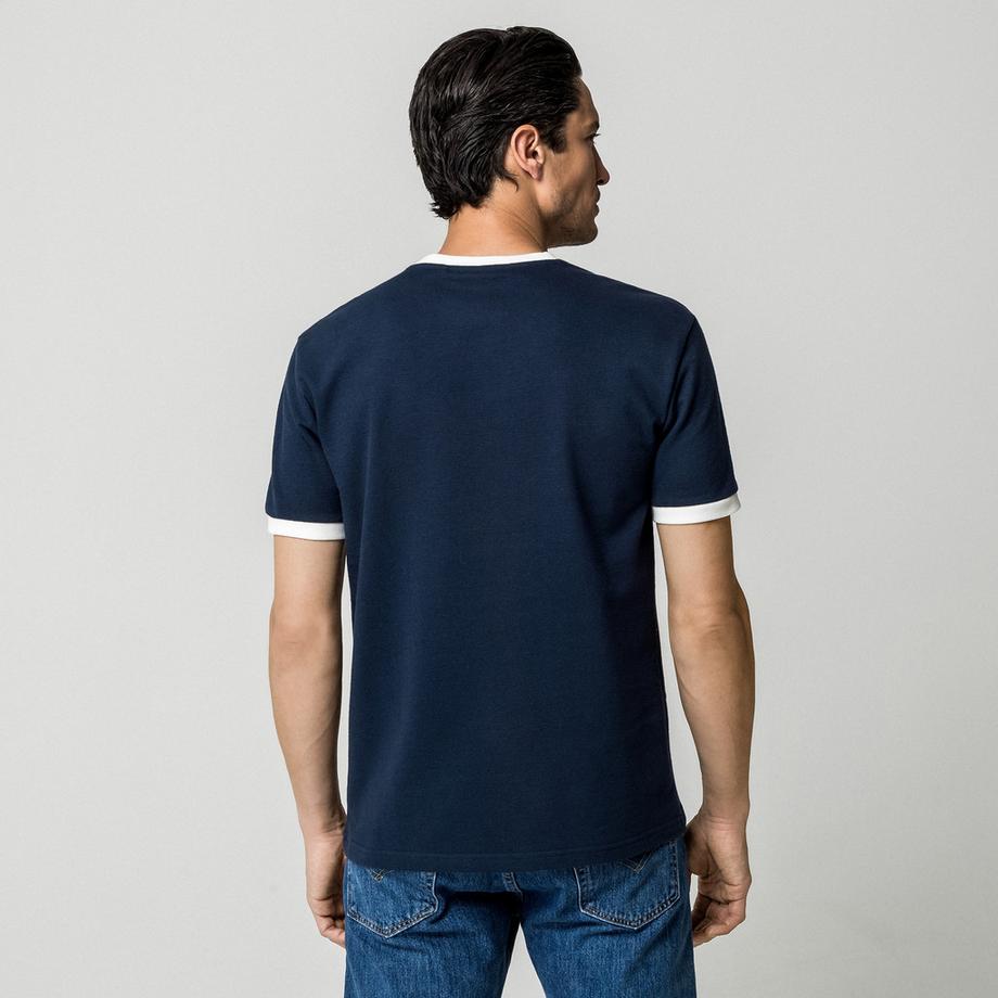 Manor Man  T-shirt 