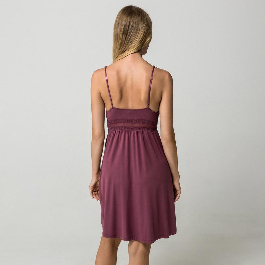Manor Woman Chemise de nuit avec détails en dentelle  