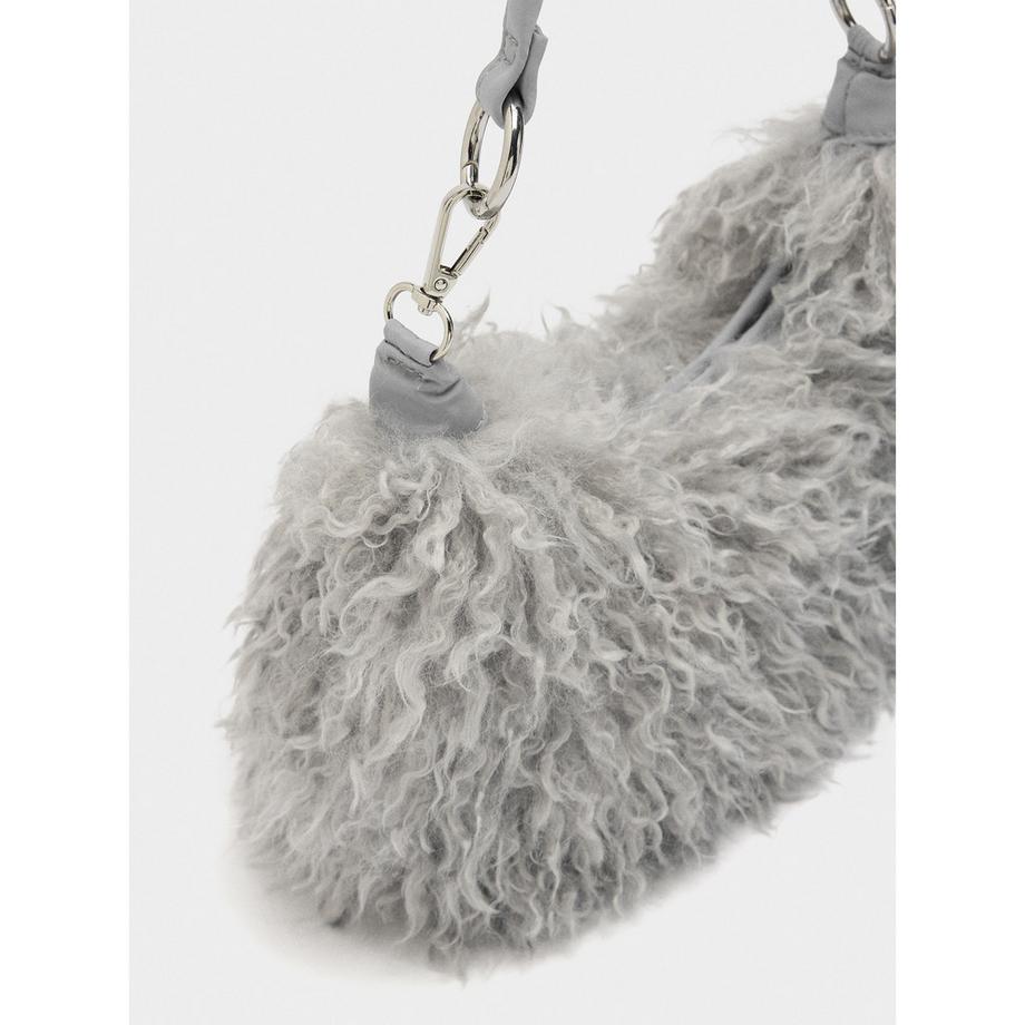 Parfois Handtasche aus Kunstfell  