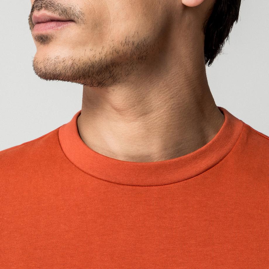 Manor Man  T-shirt 