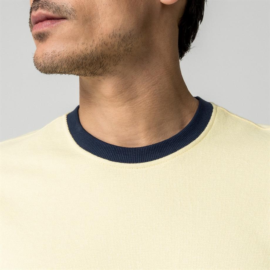 Manor Man  T-shirt 