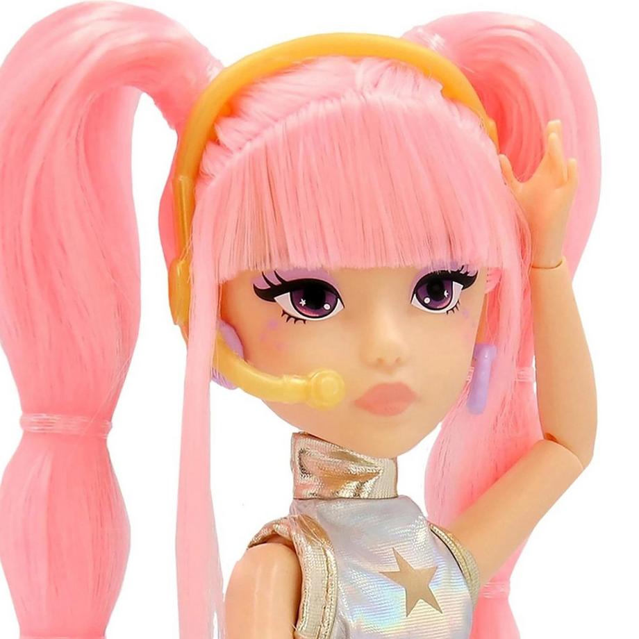 K-Pop Demon Hunters  K-POP Yuni Modepuppe 26 cm 