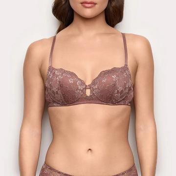 Soutien-gorge avec armatures, rembourré