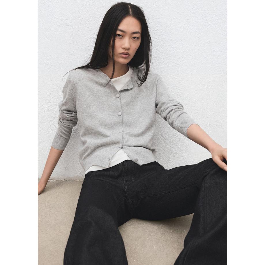 MANGO REGALO Rundhals Cardigan mit Knopfleiste  