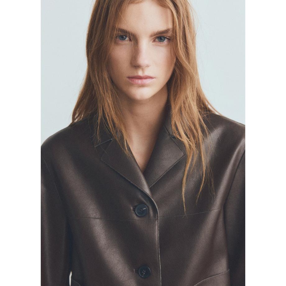 MANGO SABI Kurze Kunstlederjacke  