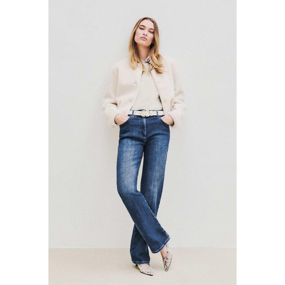 Caroll Jean Coupe Droite  