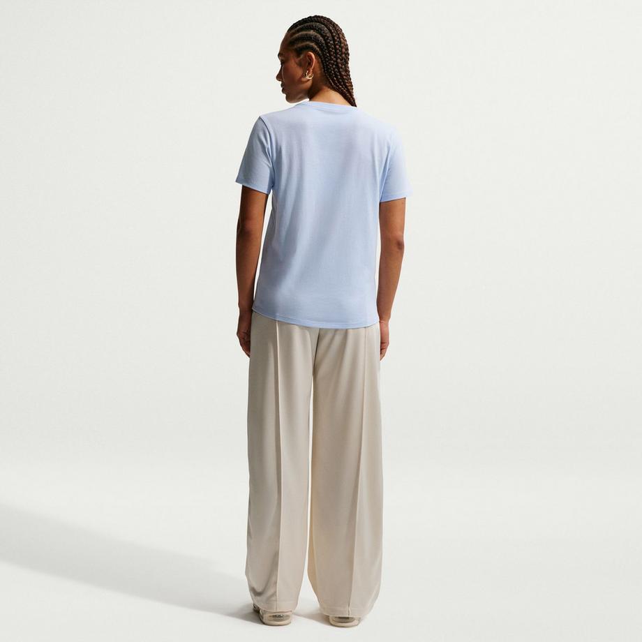 NIKE W NSW CLUB SS TEE T-Shirt 