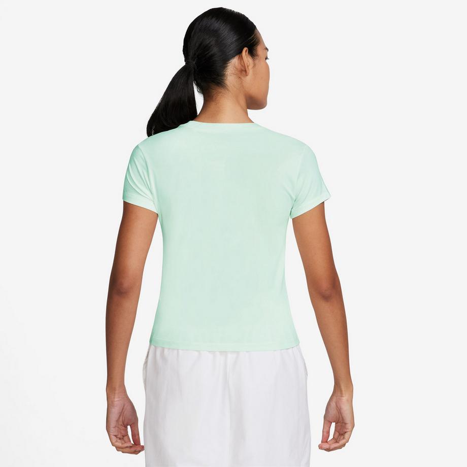 NIKE Sportswear Chill Knit T-shirt 