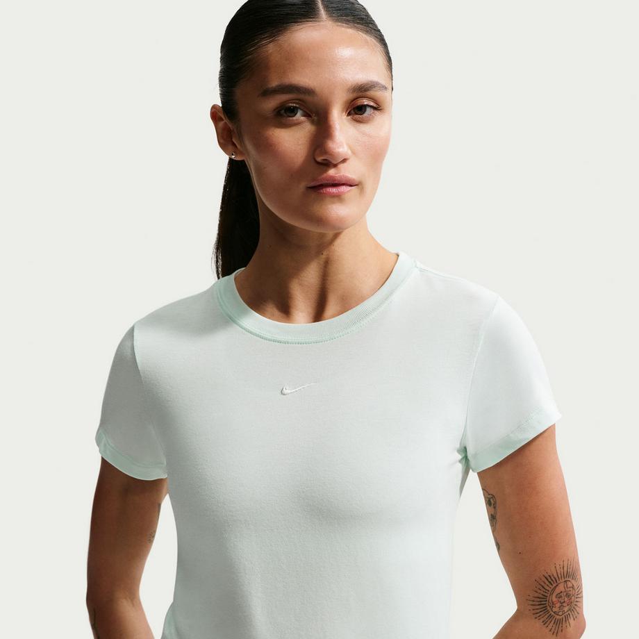 NIKE Sportswear Chill Knit T-shirt 
