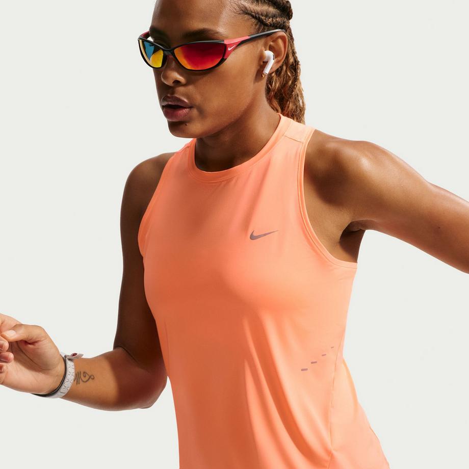 NIKE  T-Shirt 