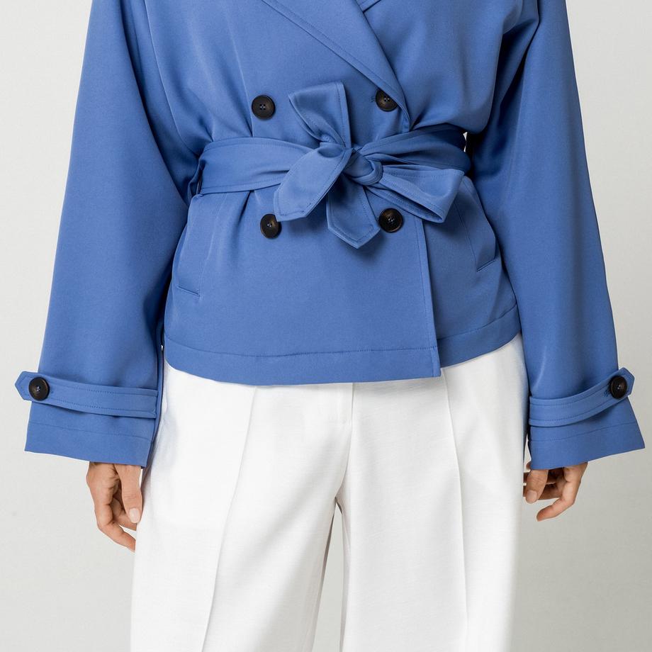 Manor Woman Kurzer zweireihiger Trenchcoat  