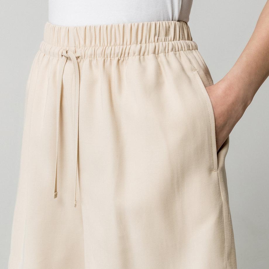 Manor Woman Shorts mit elastischem Bund und Kordelzug  