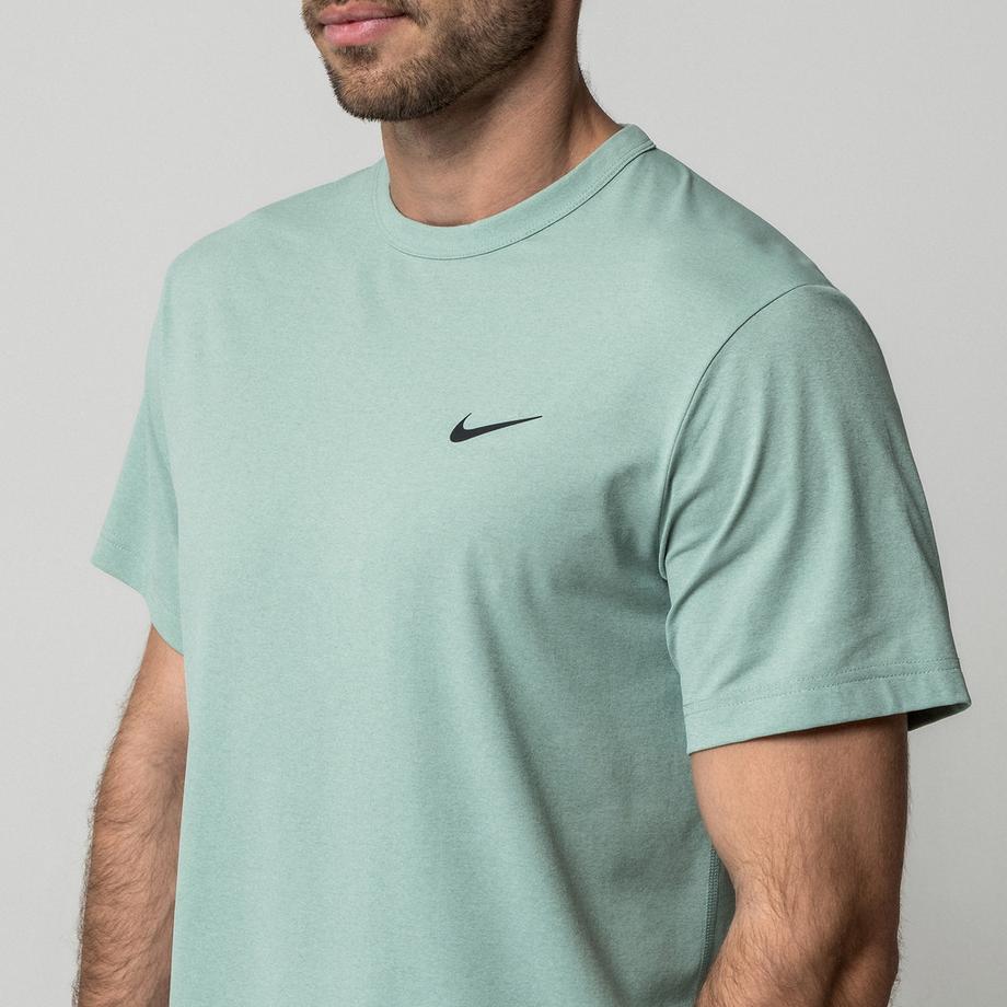 NIKE HYVERSE T-shirt 