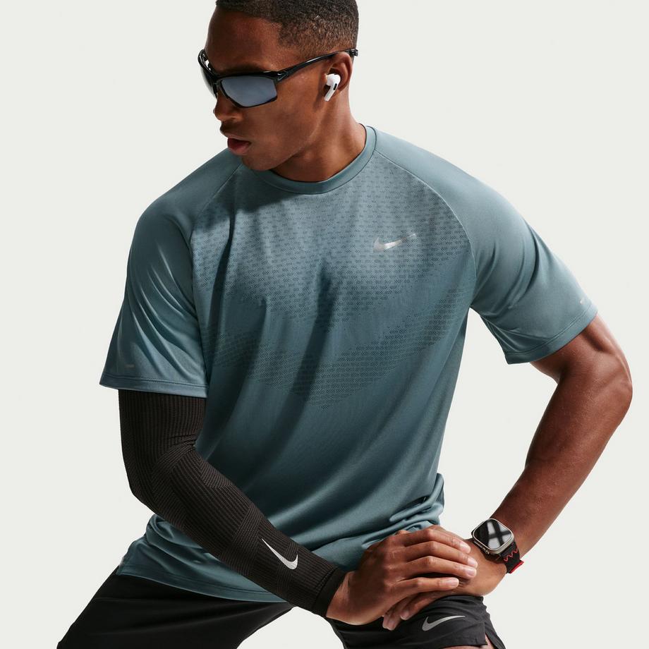 NIKE NIKE CLUB T-Shirt, Rundhals, kurzarm 
