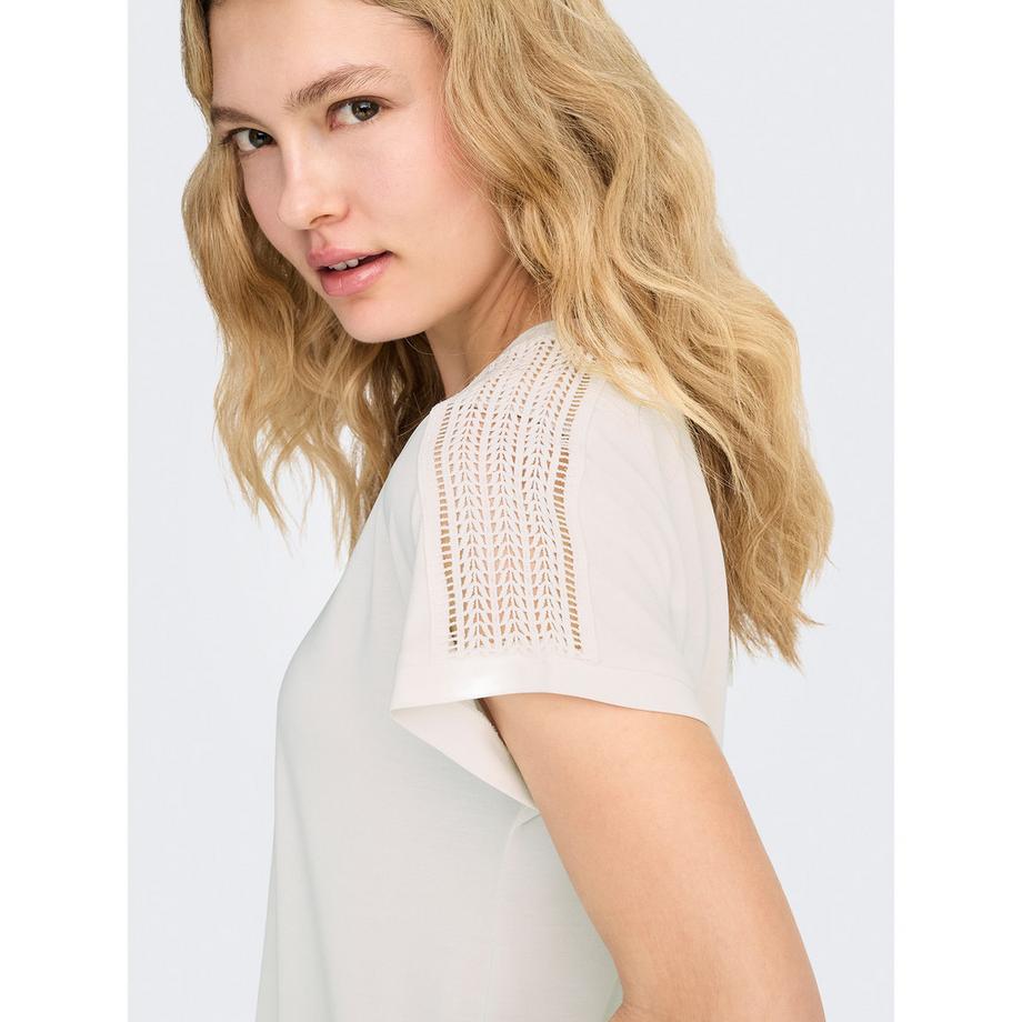 ONLY T-Shirt Col V Détails Dentelle  
