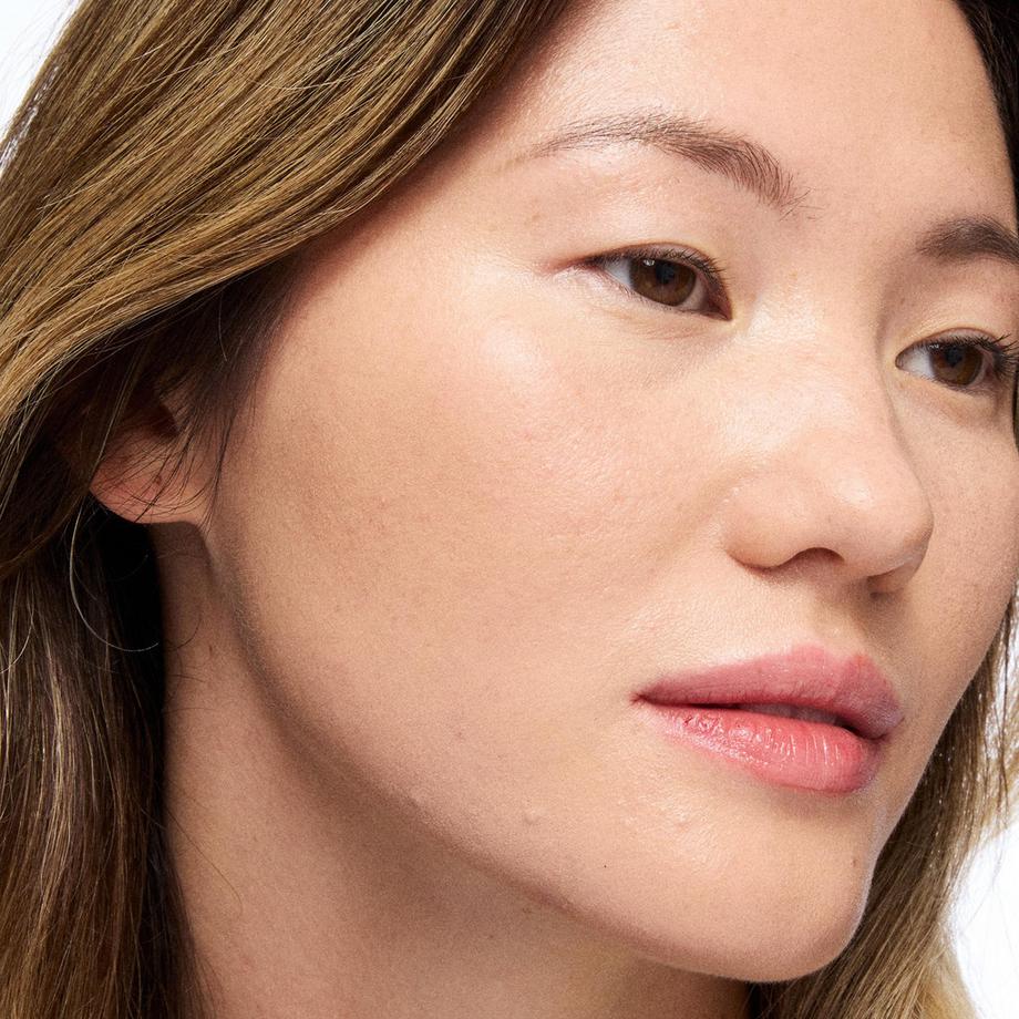 MAC Cosmetics  Hyper Real Skincanvas Waterlight Cream 