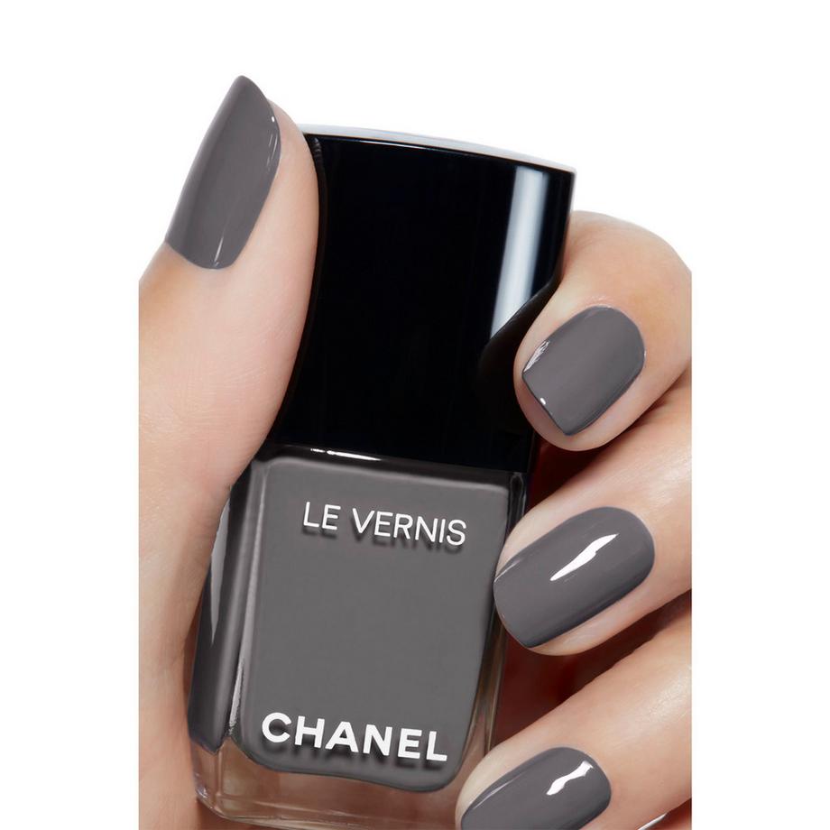 CHANEL LE VERNIS FARBE UND GLANZ MIT LANGEM HALT 