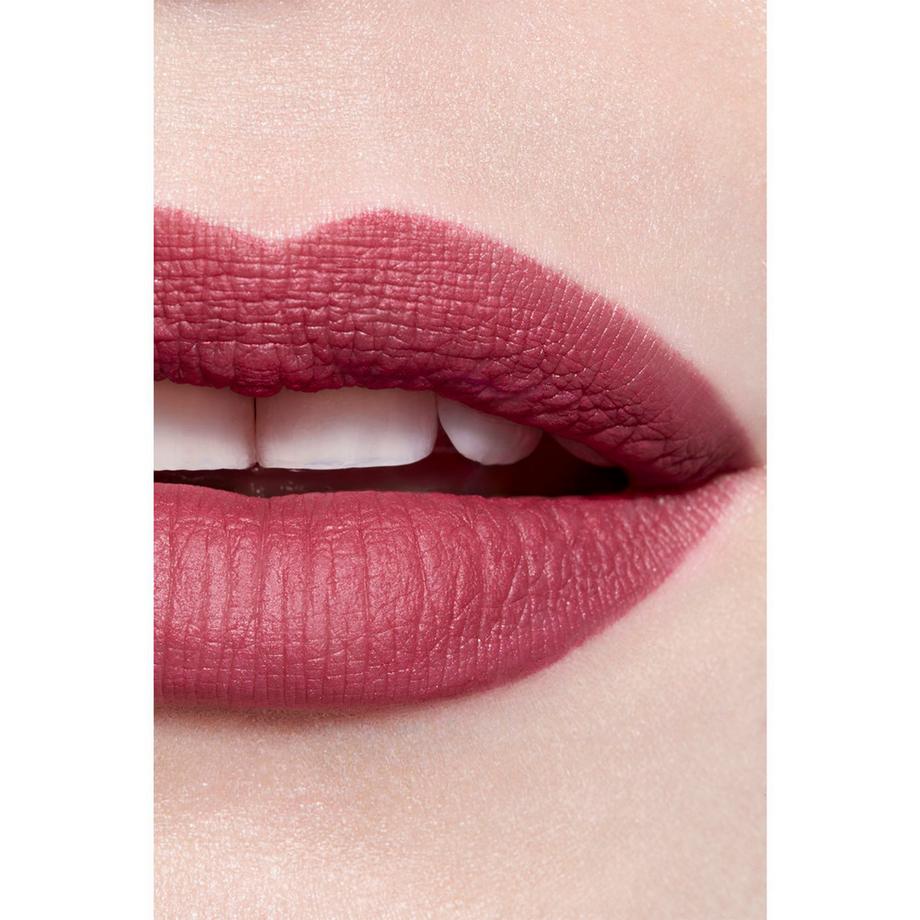 CHANEL ROUGE ALLURE VELVET DER LEUCHTEND MATTE LIPPENSTIFT 