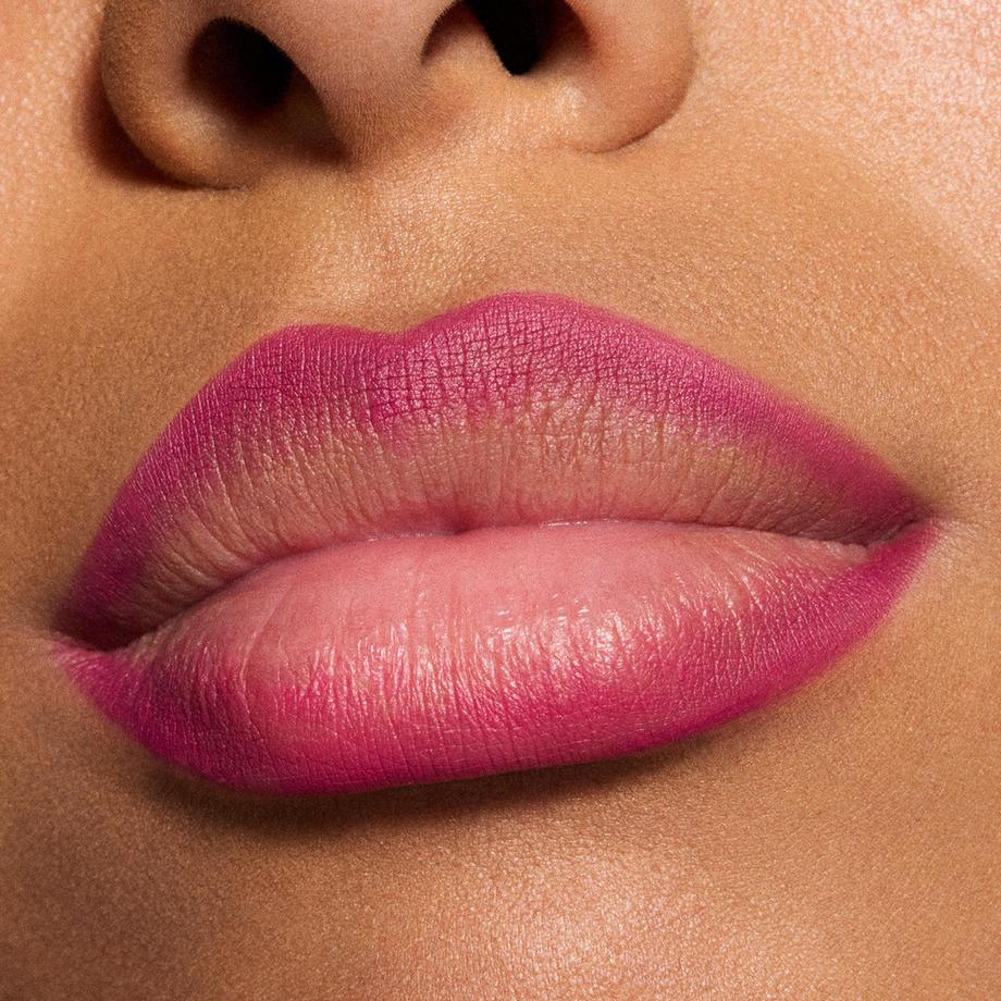 MAC Cosmetics  Lip Pencil 