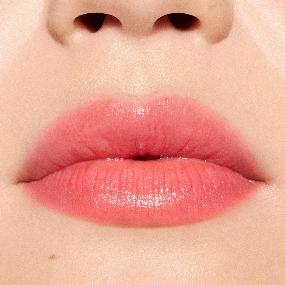 MAC Cosmetics  Glowplay Tendertalk Lip Balm 