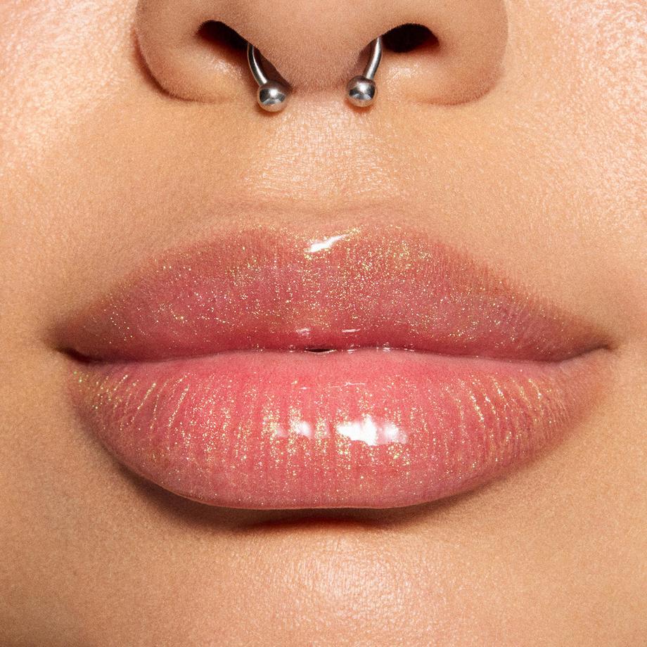 MAC Cosmetics  Lipglass Blow 