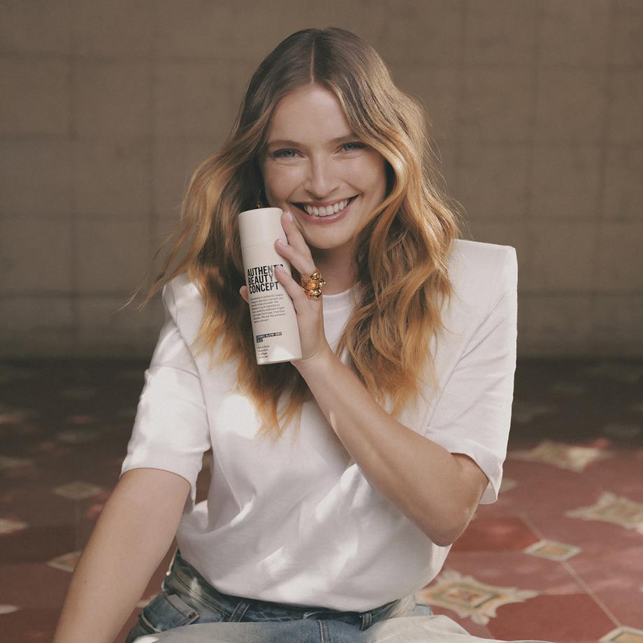 Authentic Beauty  Cosmic Blow-Dry Jelly - gelée coiffante hybride pour brushing ou effet mouillé 