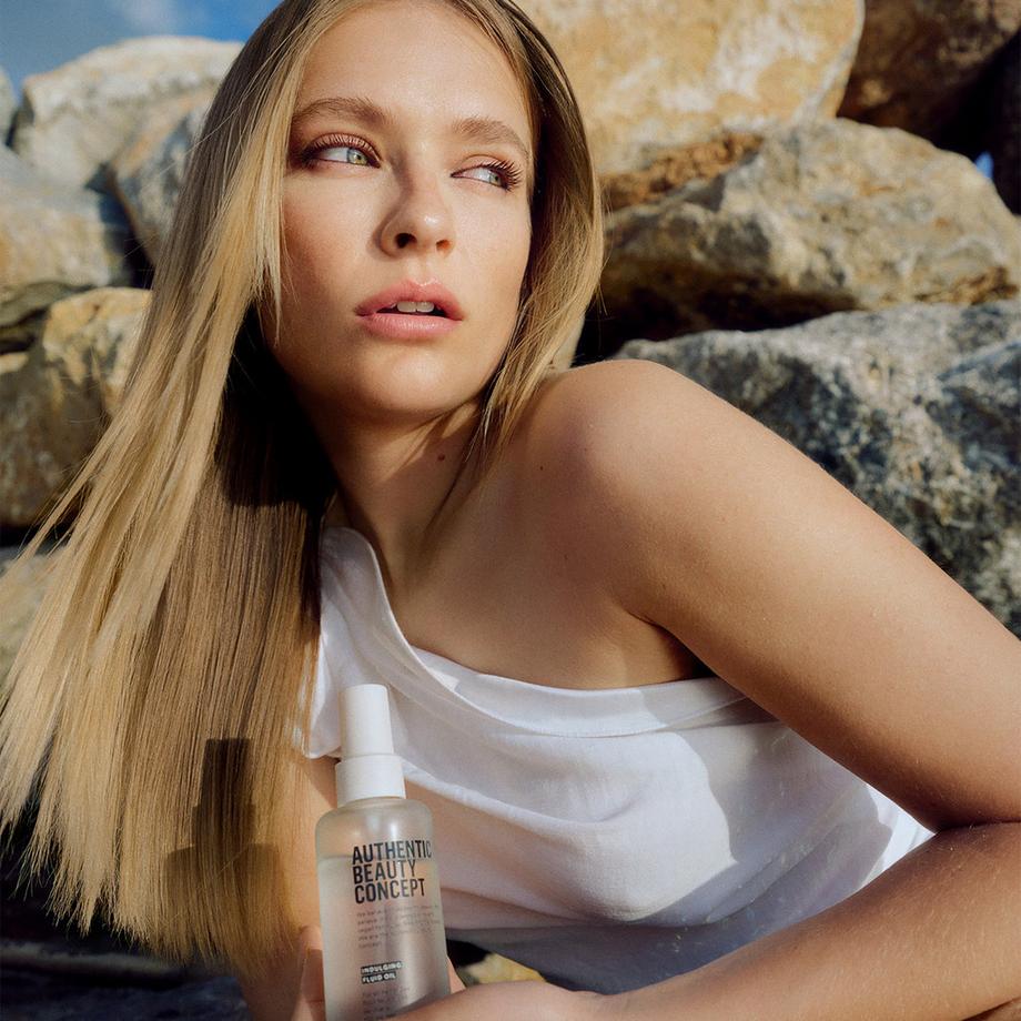 Authentic Beauty  Indulging Fluid Oil - Huile lissante légère pour cheveux brillants 