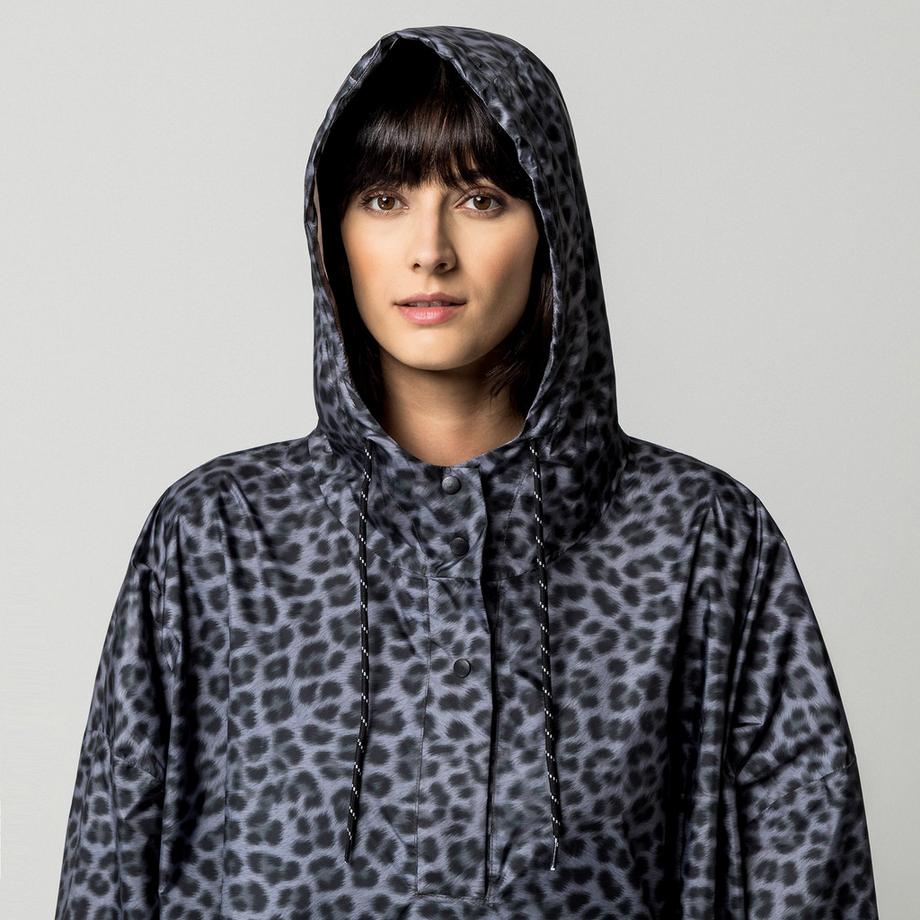 Manor Woman Poncho  