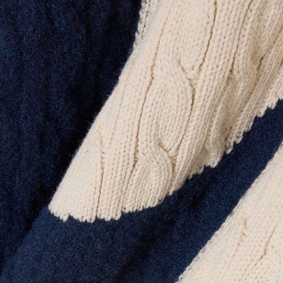 LACOSTE Classic Fit Strickpullover mit großem L-Logo und Zopfmuster  