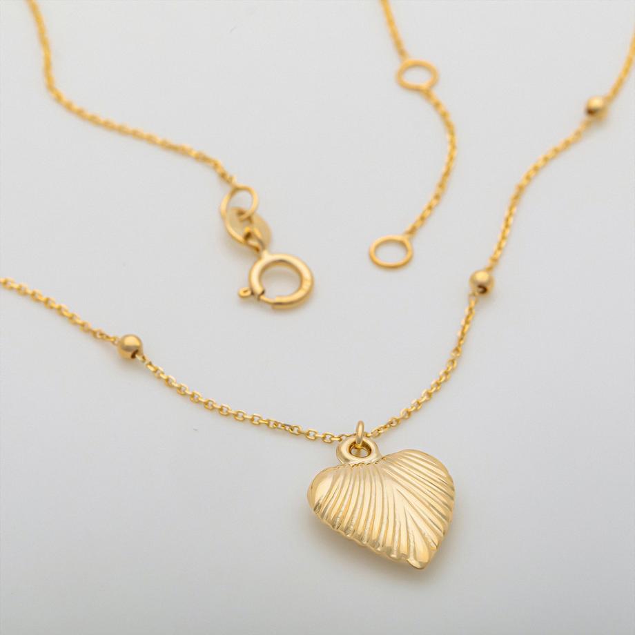 Collection N° 9  Halskette 